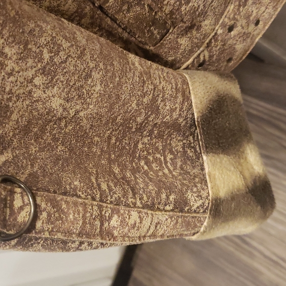 Jacket - Picture 2 of 8